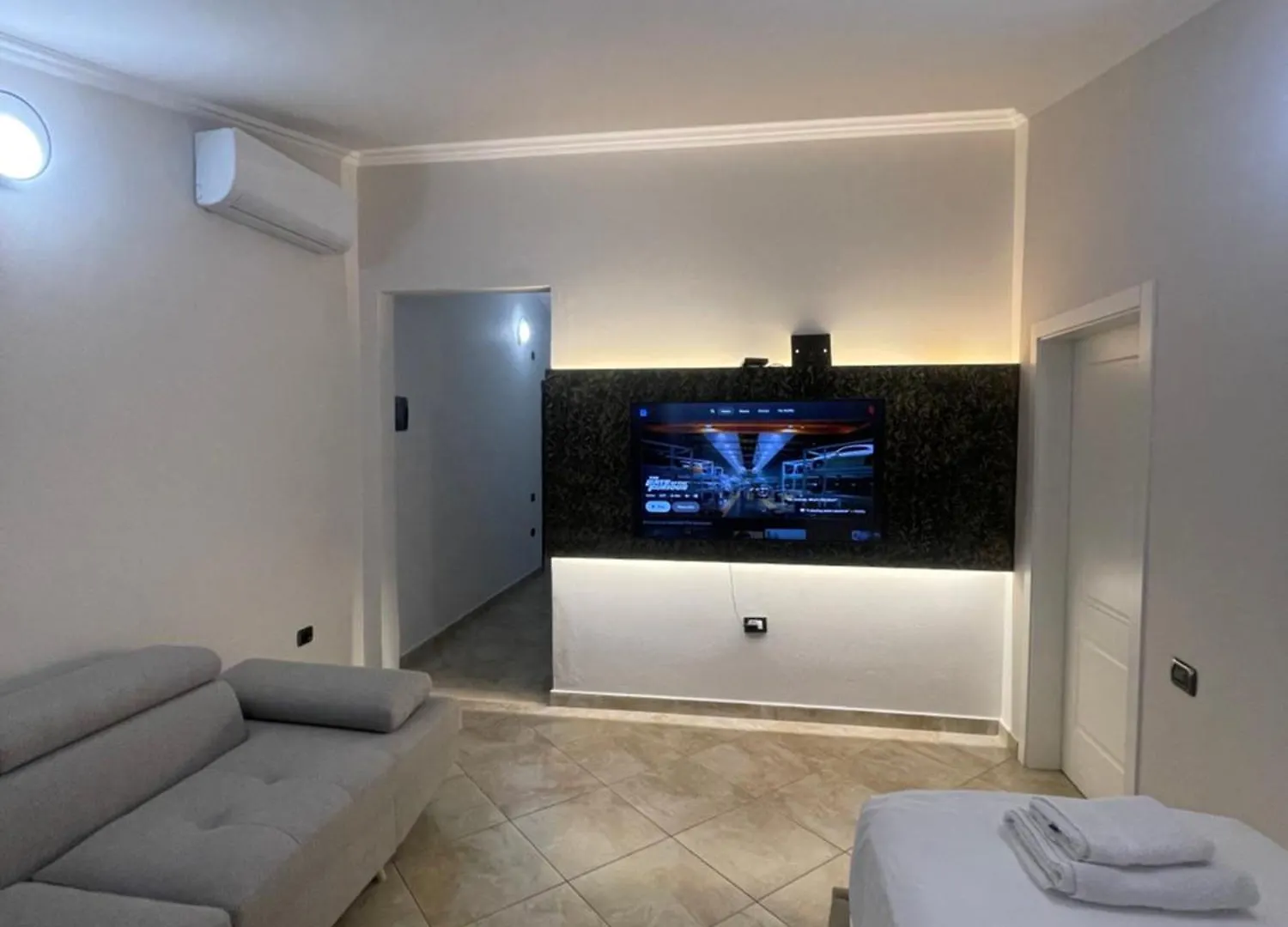 아파트 Tirana Sunny Bliss Villa