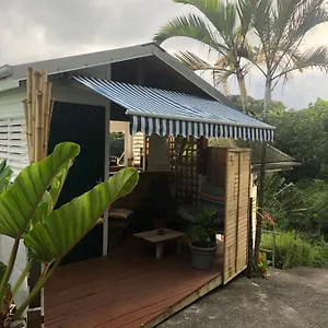  Hébergement de vacances Bungalow: La Favela Chic/the Chic Favela - Guadeloupe